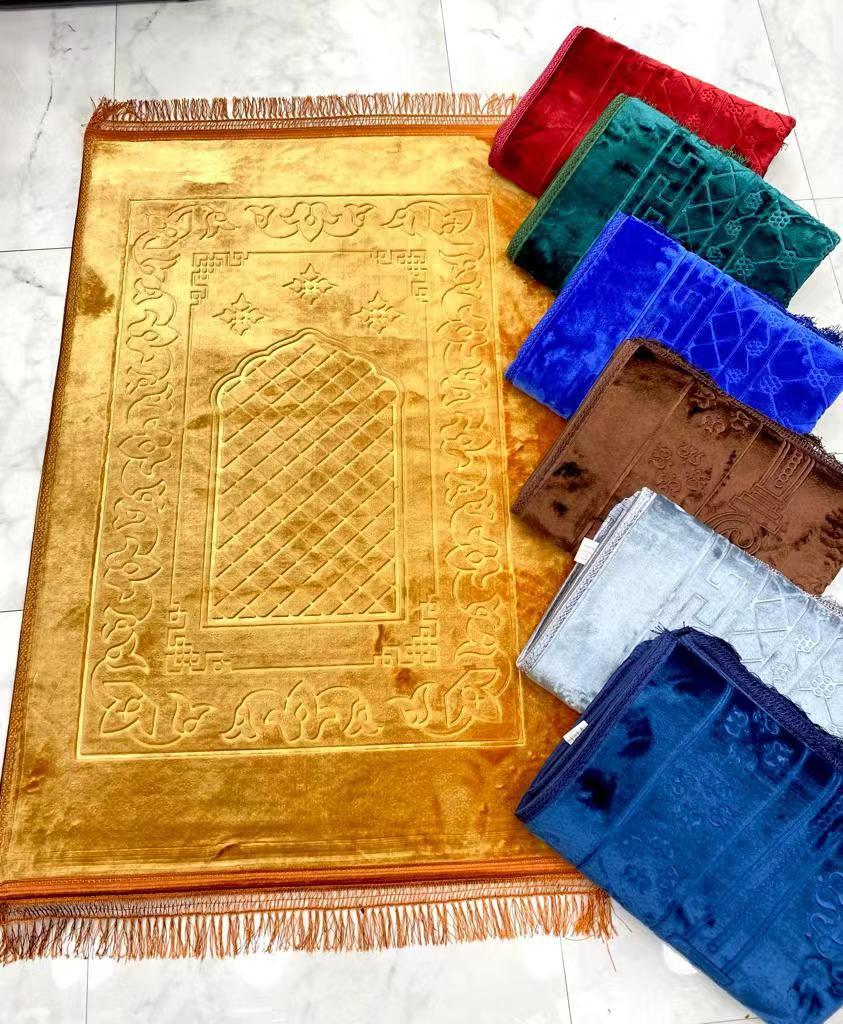 Raschel Embossed Prayer Mat With Tassel Prayer Mat Solid Color